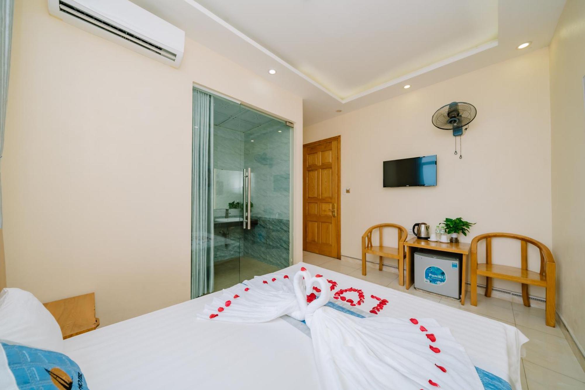 Lang Chai Hotel Cat Ba Dong Khe Sau 外观 照片